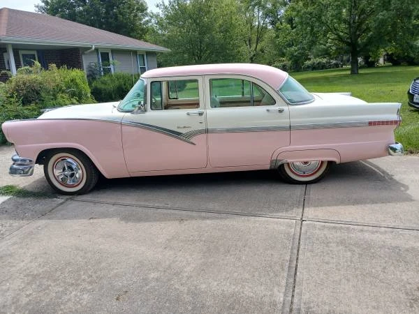 1956 Ford Fairlane 1st Gen - Image 6 of 7