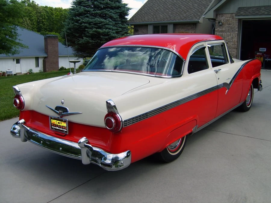 1956 Ford Customline - Image 8 of 9
