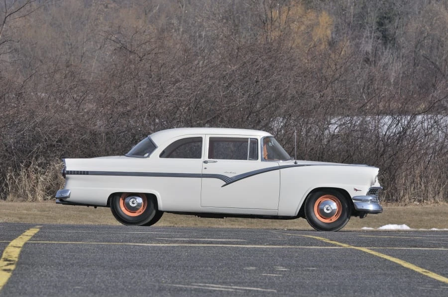 1956 Ford Customline - Image 2 of 12