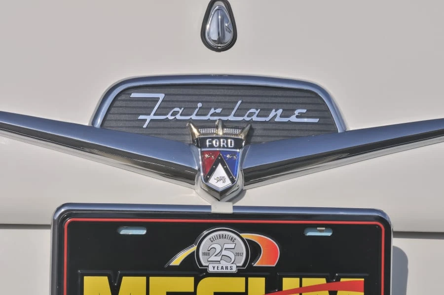 1956 Ford Customline - Image 10 of 12