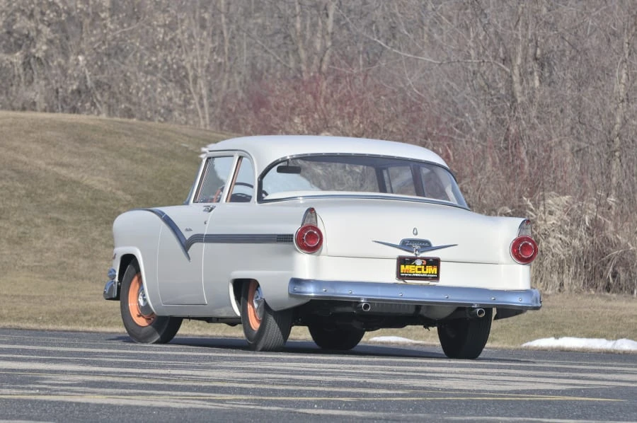 1956 Ford Customline - Image 11 of 12