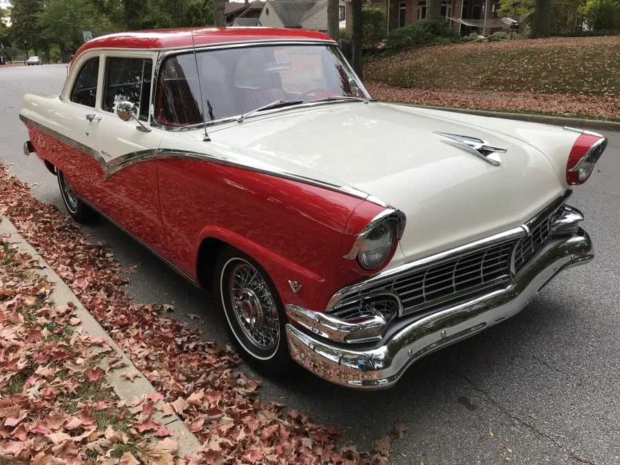 1956 Ford Customline - Image 10 of 11
