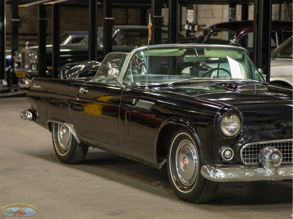 1956 Ford Fairlane 1st Gen - Image 11 of 31