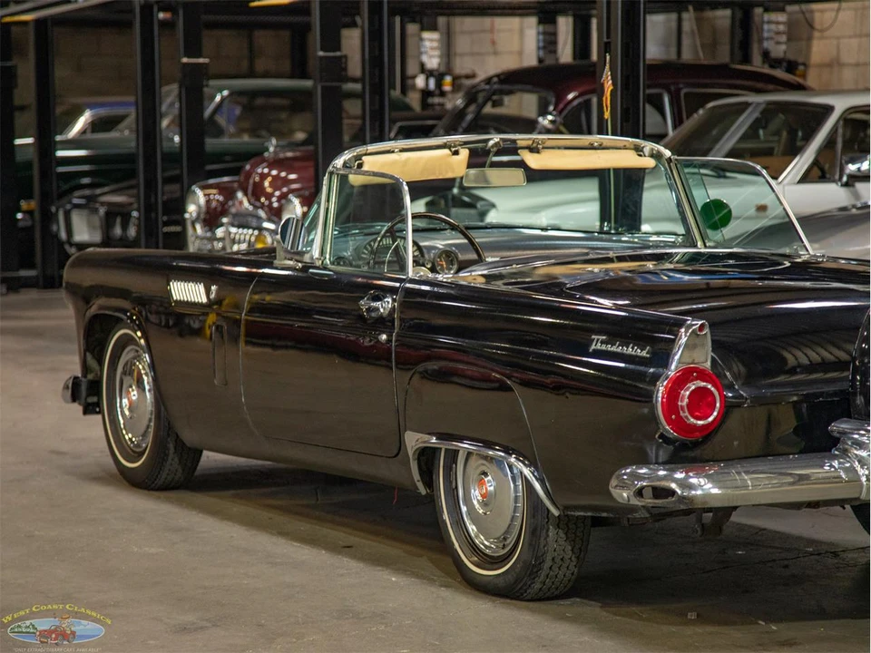 1956 Ford Fairlane 1st Gen - Image 22 of 31