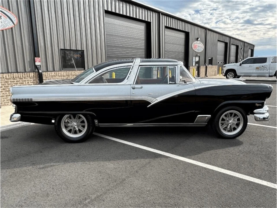 1956 Ford Crown Victoria - Image 7 of 31