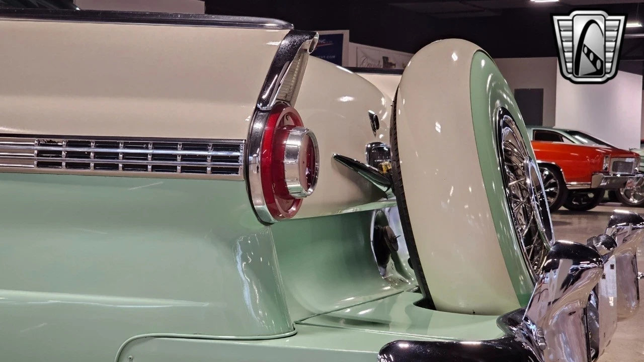1956 Ford Crown Victoria - Image 17 of 21