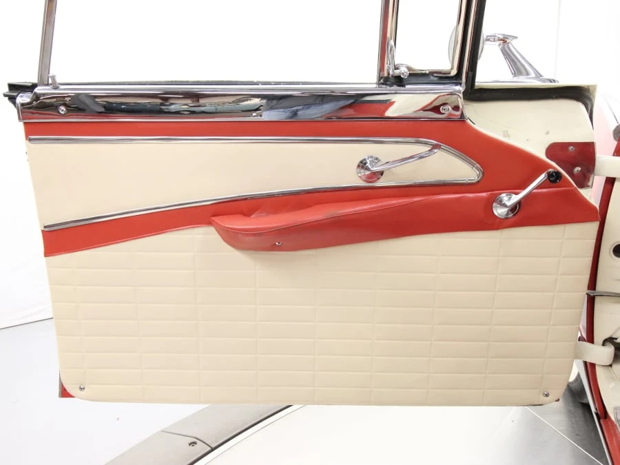 1956 Ford Crown Victoria - Image 26 of 31