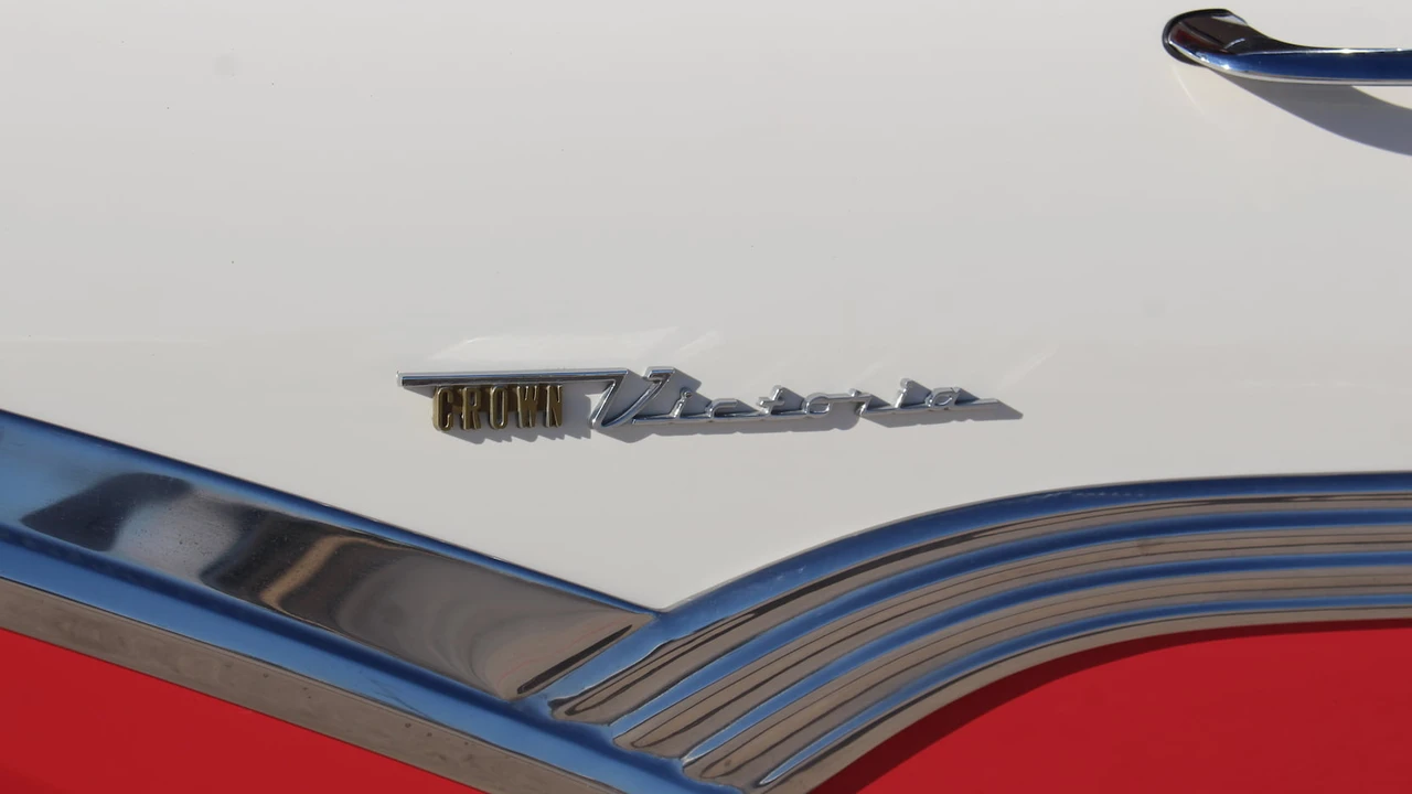 1956 Ford Crown Victoria - Image 15 of 31