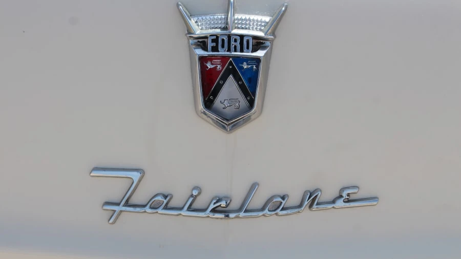 1956 Ford Crown Victoria - Image 22 of 31