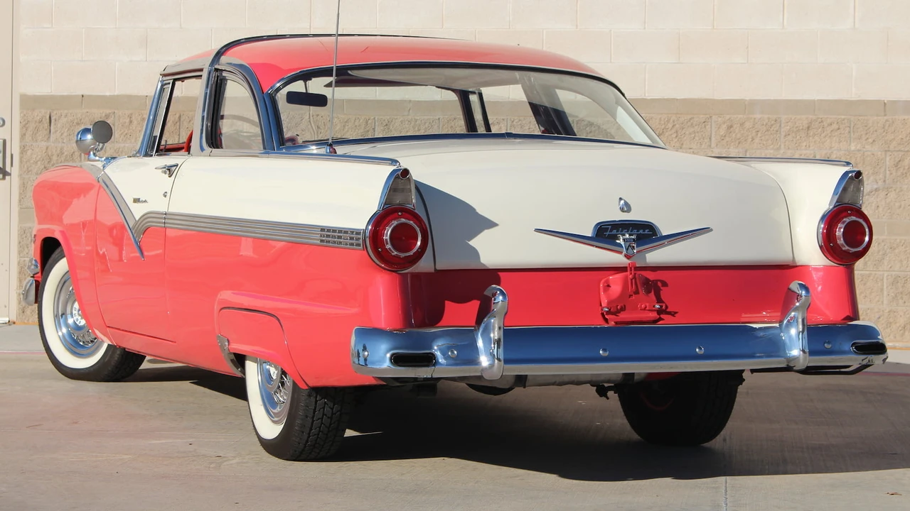 1956 Ford Crown Victoria - Image 26 of 31