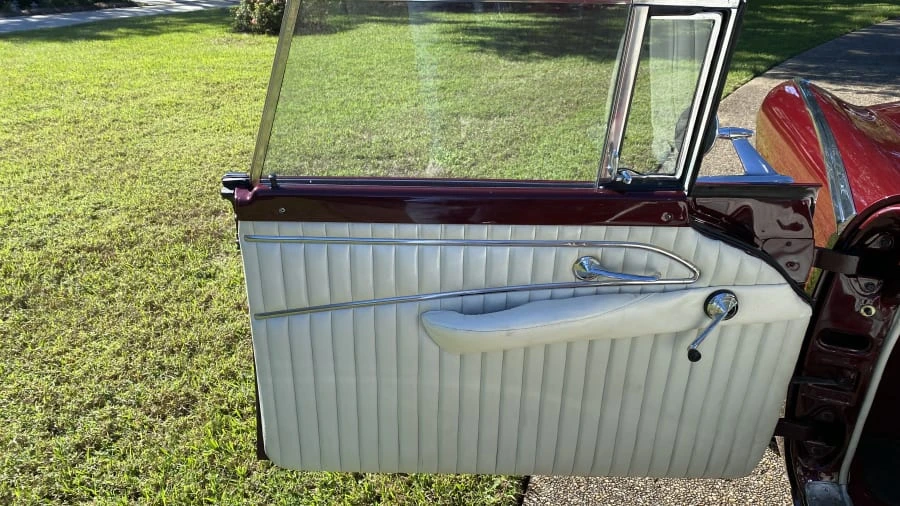 1956 Ford Crown Victoria - Image 4 of 22