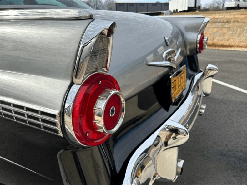 1956 Ford Crown Victoria - Image 21 of 31
