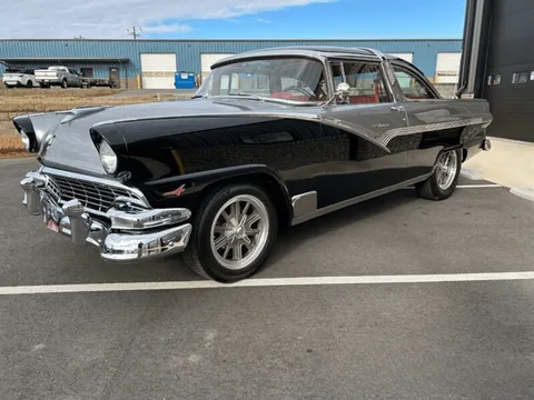 1956 Ford Crown Victoria Sunliner