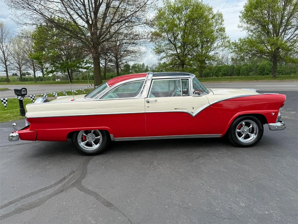 1956 Ford Crown Victoria - Image 8 of 31