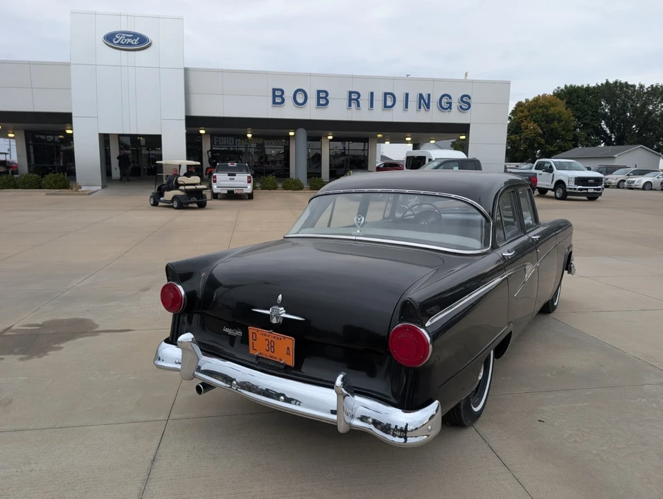 1956 Ford Customline - Image 5 of 10