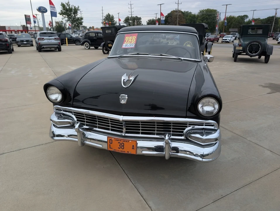 1956 Ford Customline - Image 2 of 10