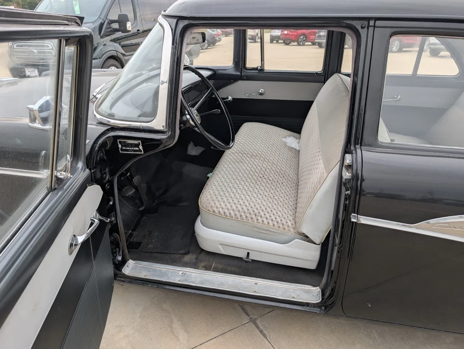 1956 Ford Customline - Image 6 of 10