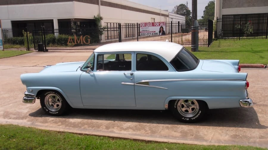 1956 Ford Customline - Image 2 of 31