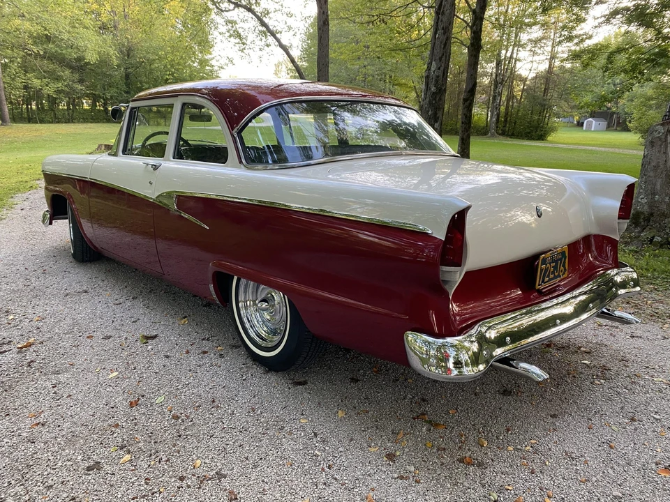 1956 Ford Customline - Image 8 of 31