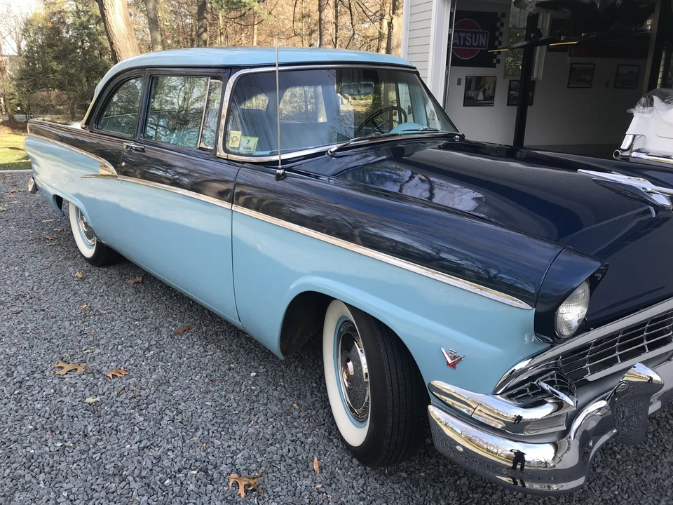 1956 Ford Customline - Image 8 of 31