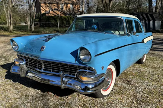 1956 Ford Customline Fordor Sedan