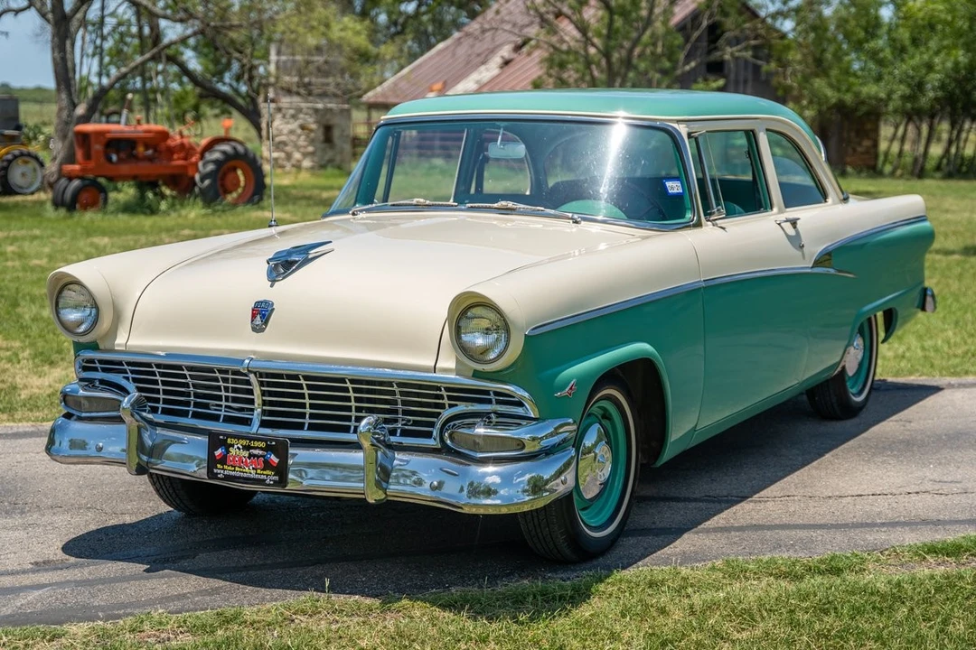 1956 Ford Customline - Image 11 of 21