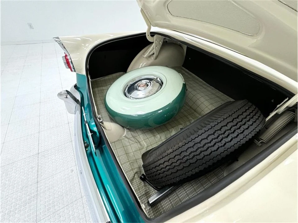 1956 Ford Customline - Image 28 of 31