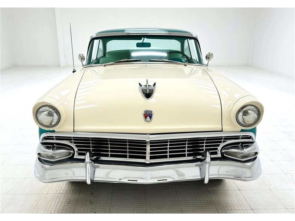 1956 Ford Customline - Image 8 of 31