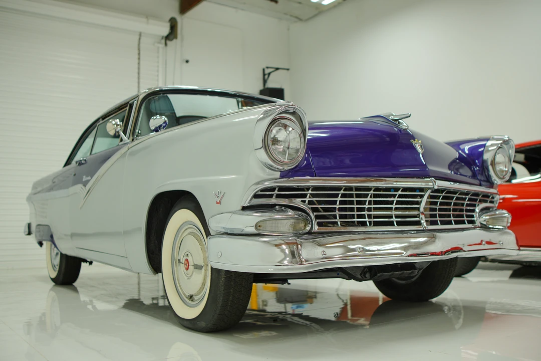 1956 Ford Customline - Image 10 of 31