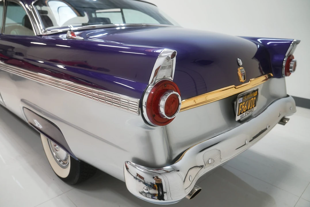 1956 Ford Customline - Image 22 of 31