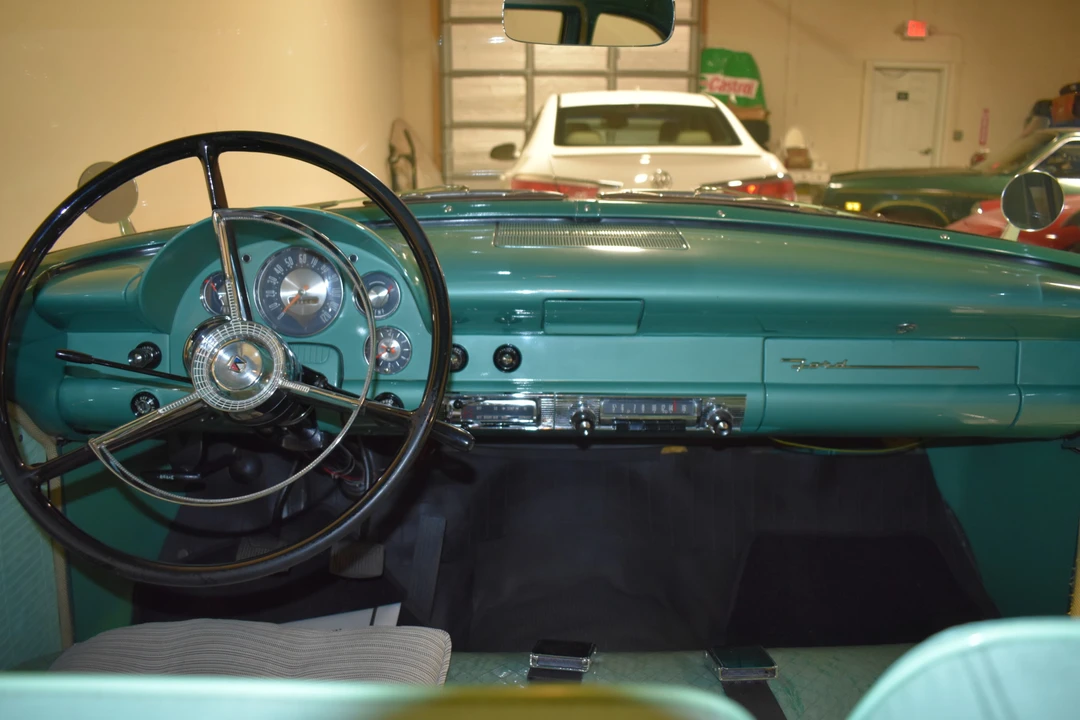 1956 Ford Customline - Image 27 of 31