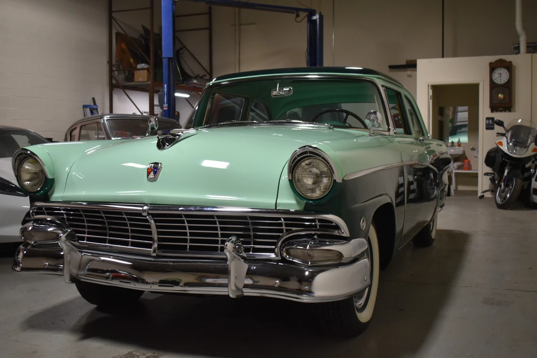 1956 Ford Customline - Image 13 of 31