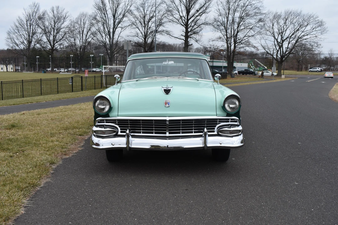 1956 Ford Customline - Image 4 of 31