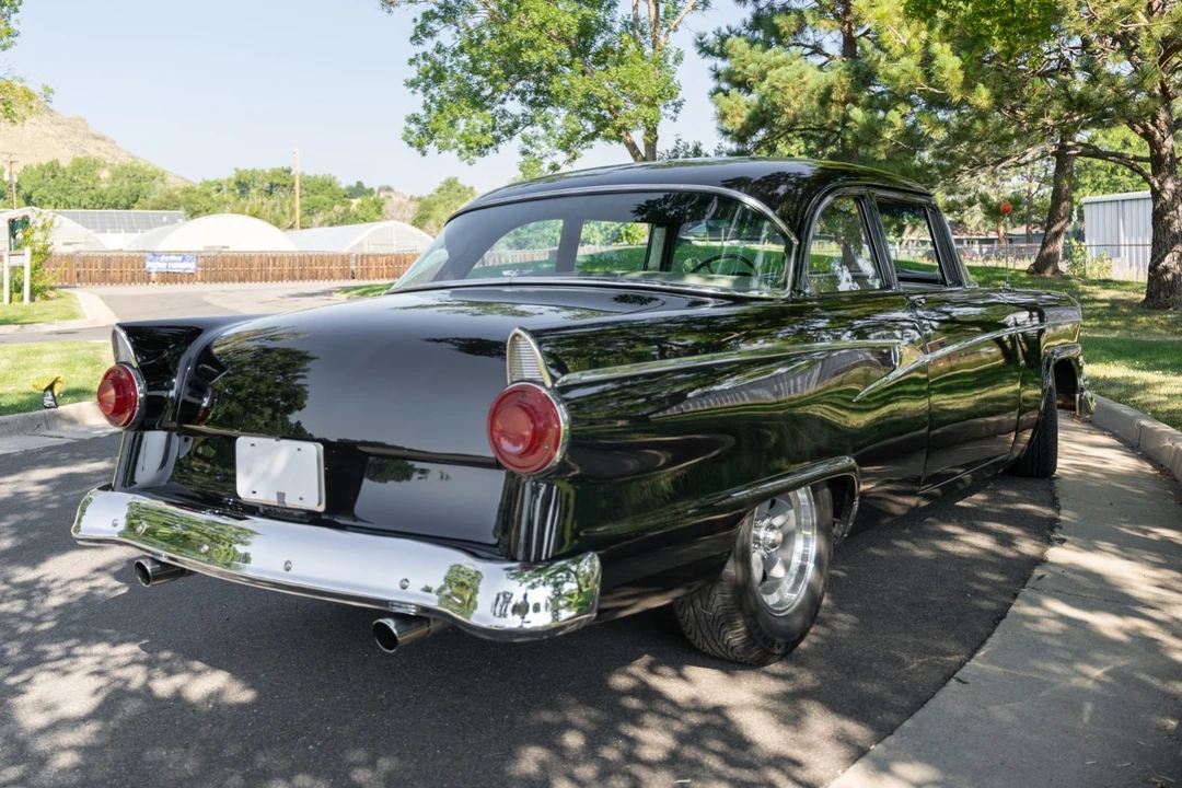 1956 Ford Customline - Image 9 of 31