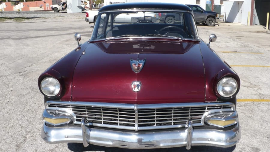 1956 Ford Customline - Image 2 of 7