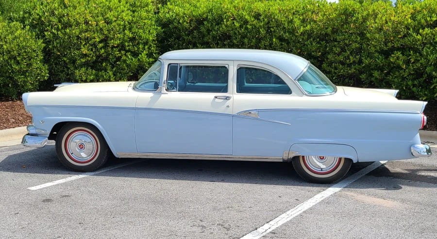 1956 Ford Customline - Image 2 of 12