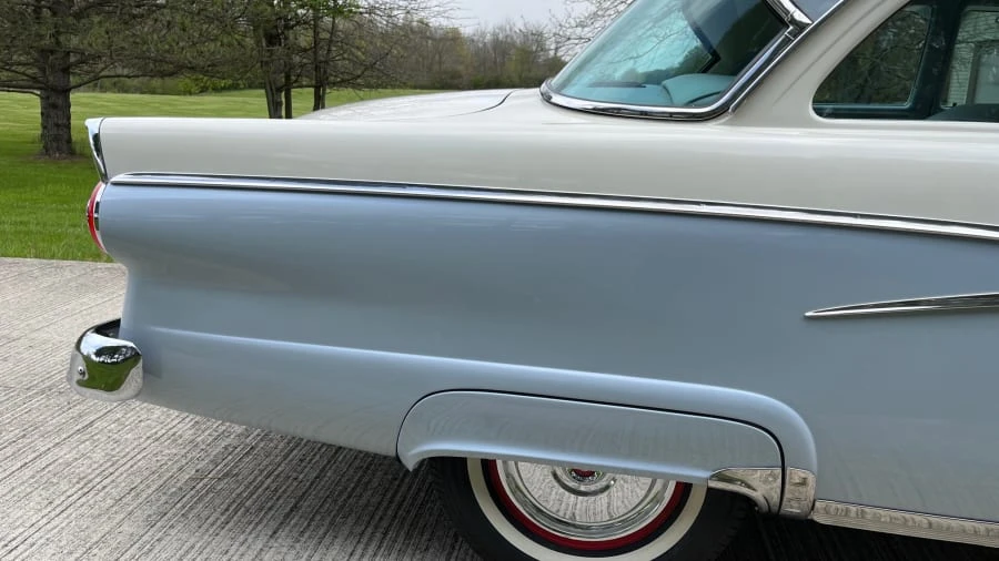 1956 Ford Customline - Image 5 of 21
