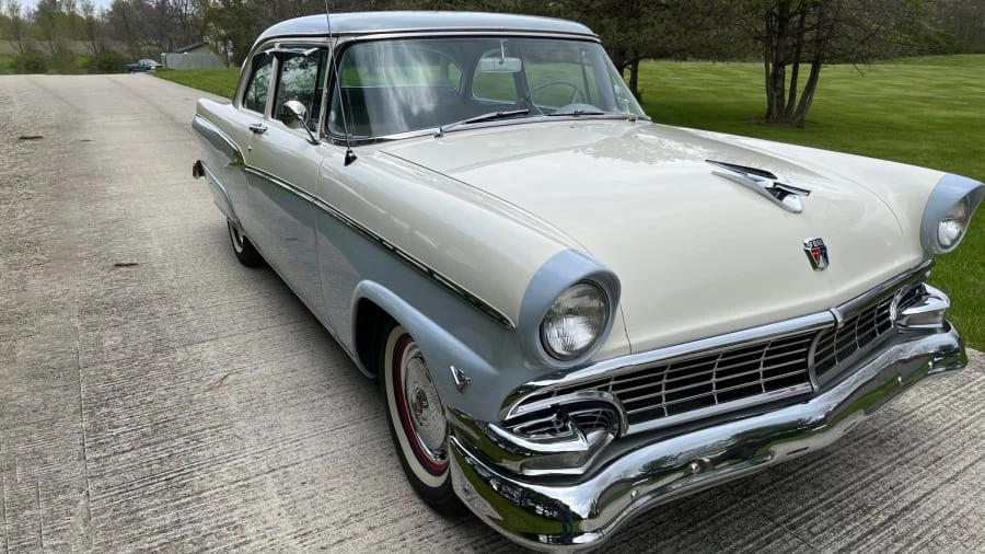 1956 Ford Customline - Image 8 of 21