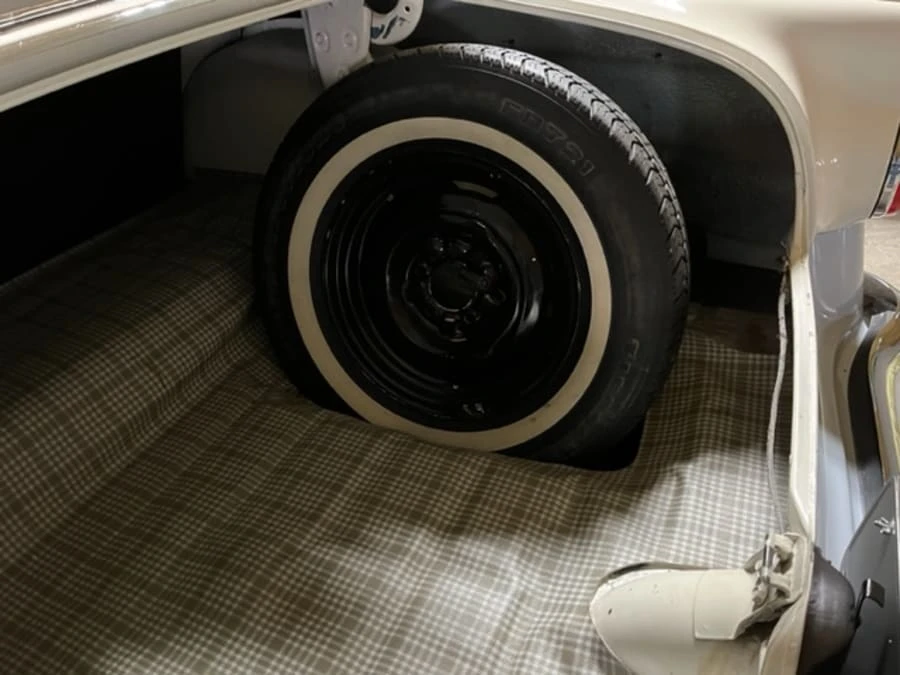 1956 Ford Customline - Image 21 of 21