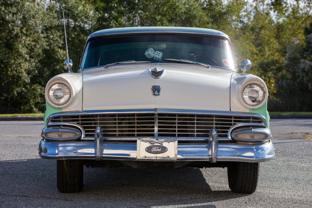 1956 Ford Customline - Image 9 of 31