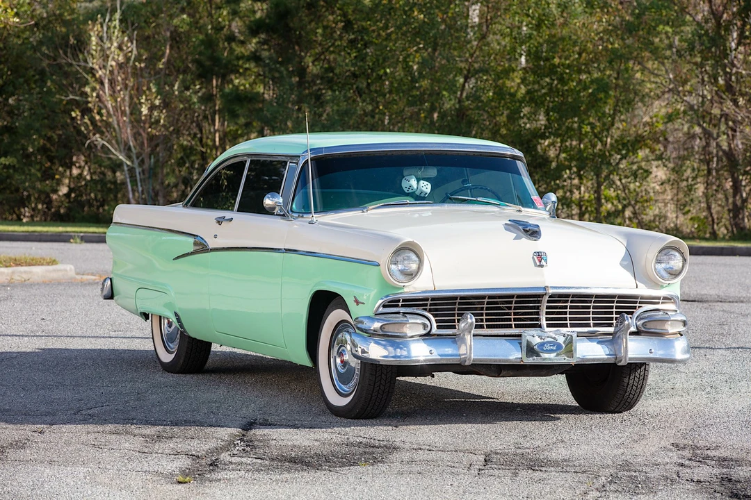 1956 Ford Customline - Image 10 of 31