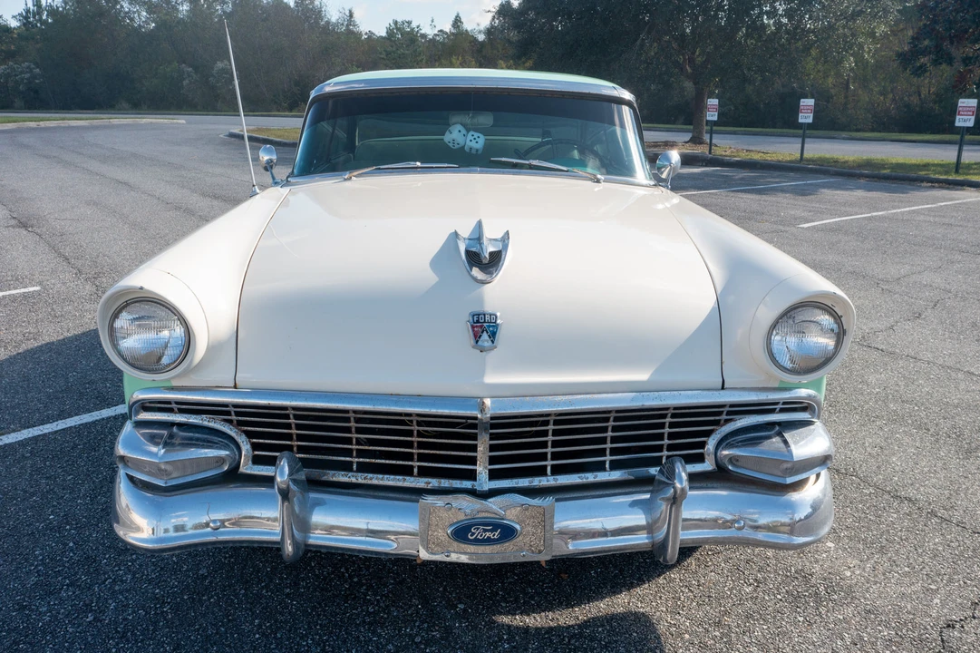 1956 Ford Customline - Image 15 of 31