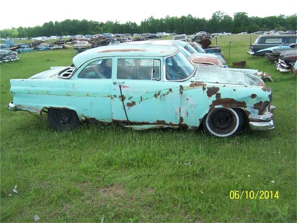 1956 Ford Fairlane 1st Gen - Image 3 of 20