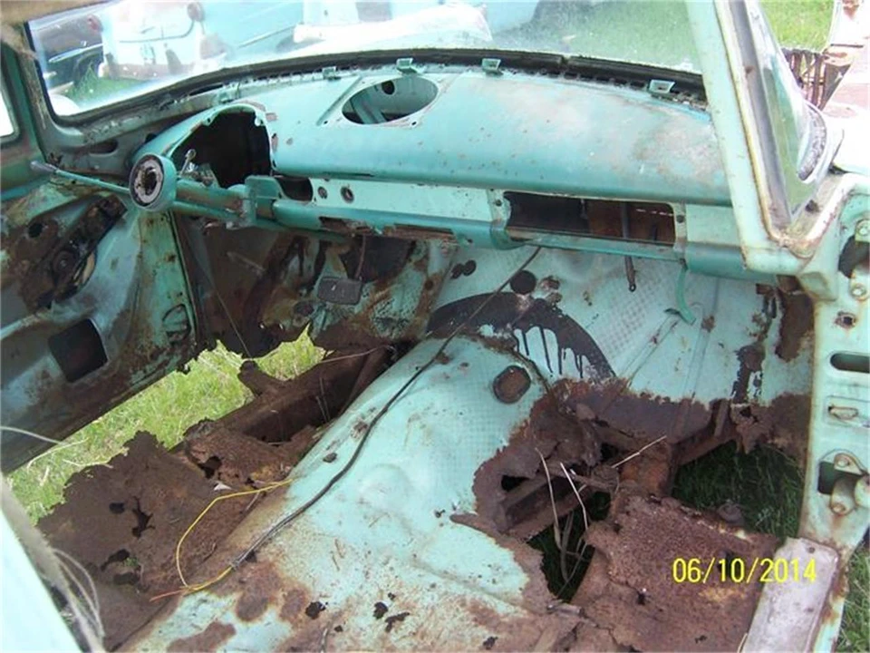 1956 Ford Fairlane 1st Gen - Image 16 of 20