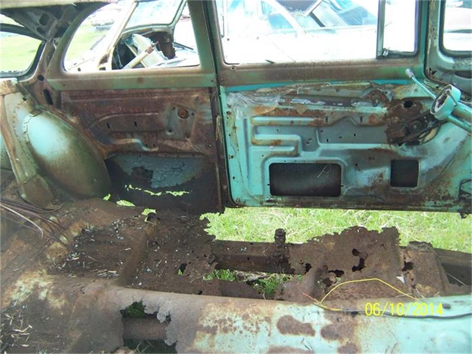 1956 Ford Fairlane 1st Gen - Image 17 of 20