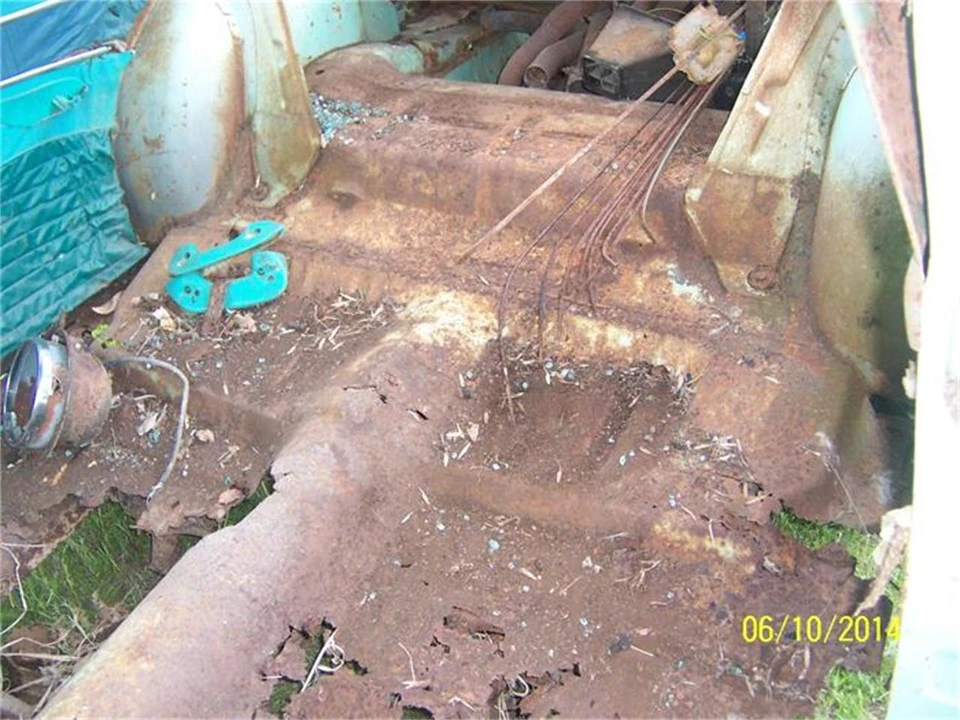 1956 Ford Fairlane 1st Gen - Image 19 of 20