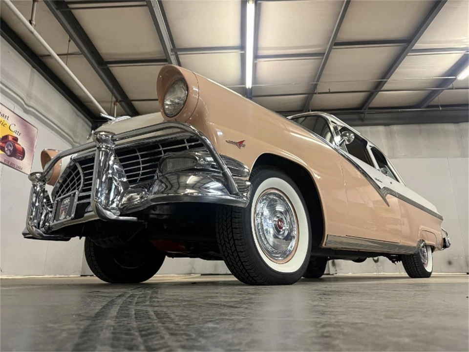 1956 Ford Fairlane 1st Gen - Image 14 of 31