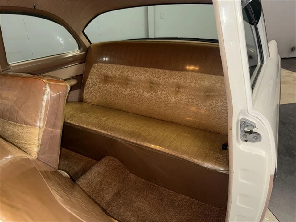 1956 Ford Fairlane 1st Gen - Image 29 of 31