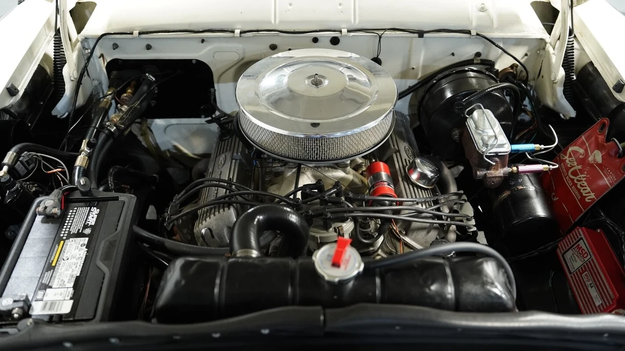 1956 Ford Fairlane 1st Gen - Image 4 of 12