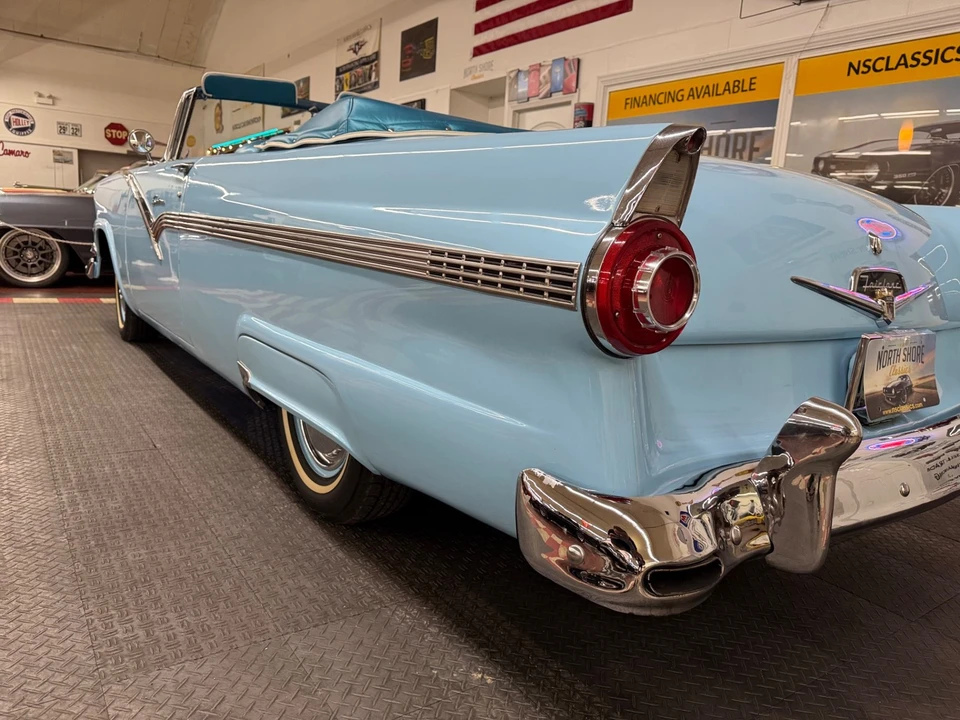 1956 Ford Fairlane 1st Gen - Image 23 of 31